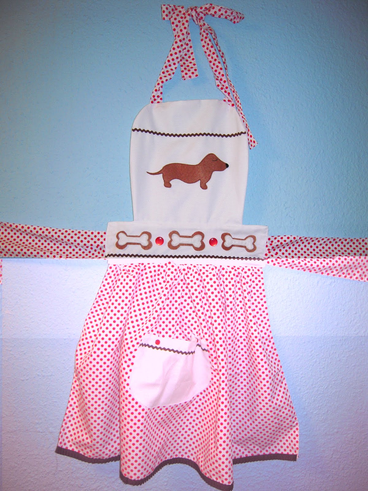 bulichina: DELANTAL PERRO SALCHICHA