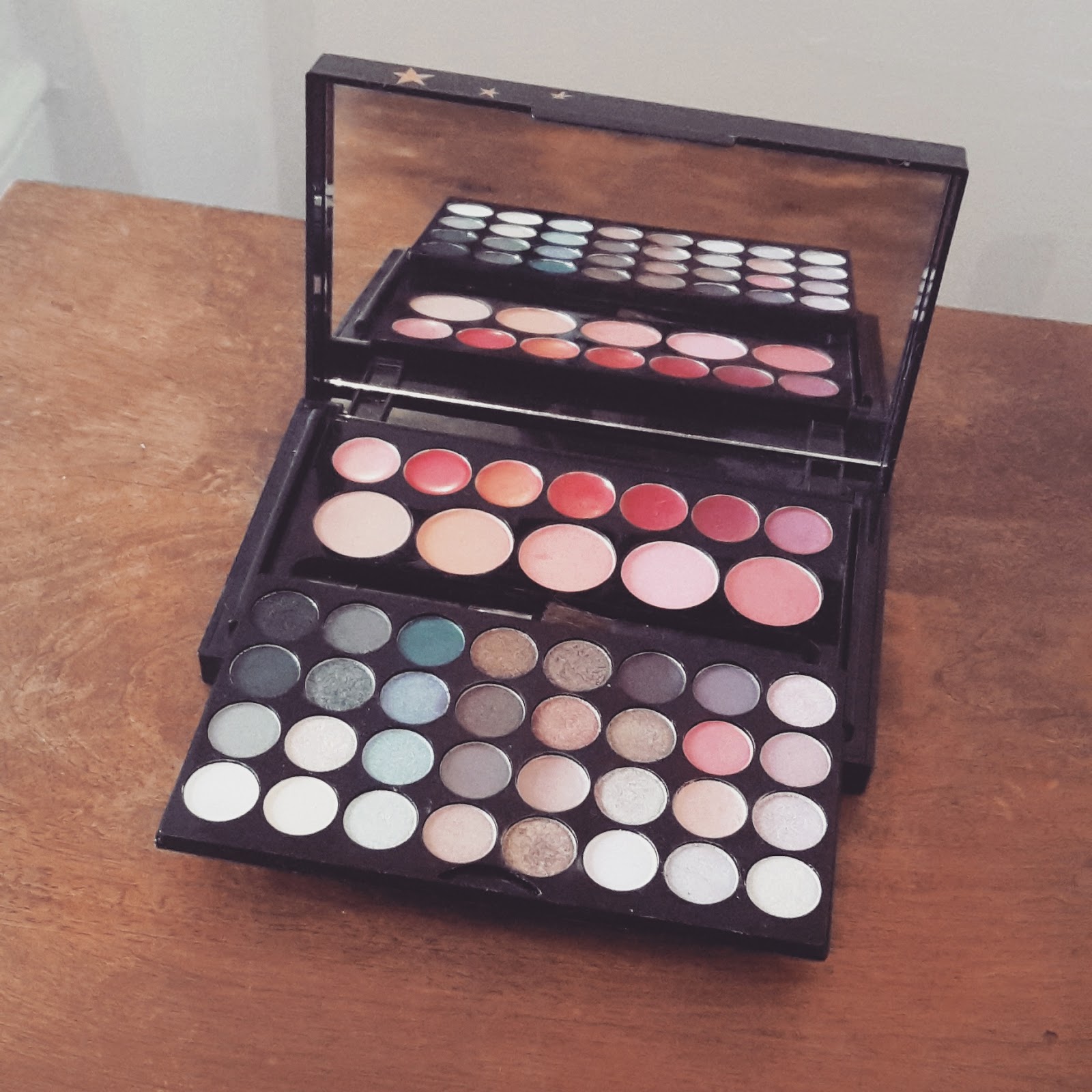 Beautyyoungmakeup Coup De Coeur Maquillage De Melo