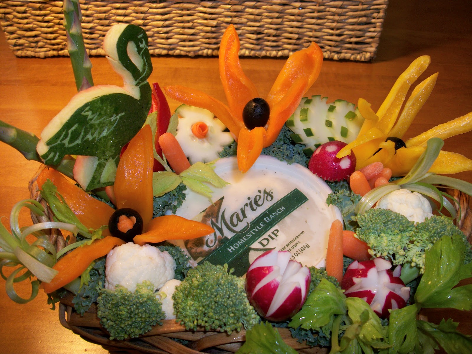 Fruit Carving, Vegetable Carving, Garnishes and Edible Arrangements