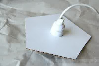making lamp holder on the top of the cardboard lighitng fixture