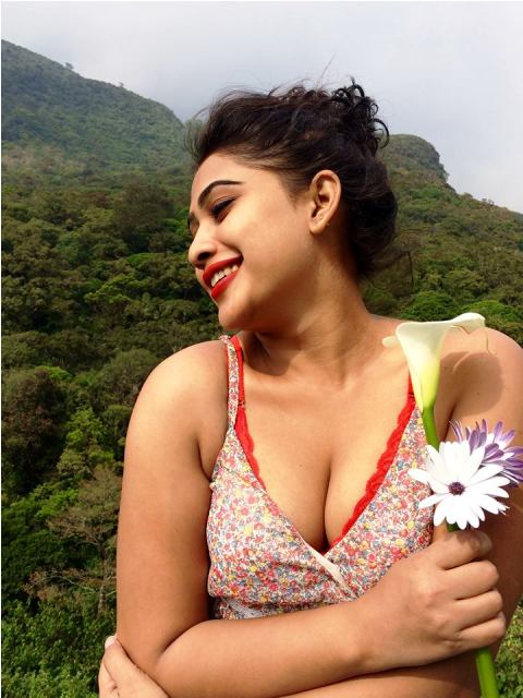 Piumi Hansamali Hotie Boobs Sexy Videos-7640