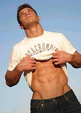 LA PERFECTION FAITE HOMME: JOSH OHL 02