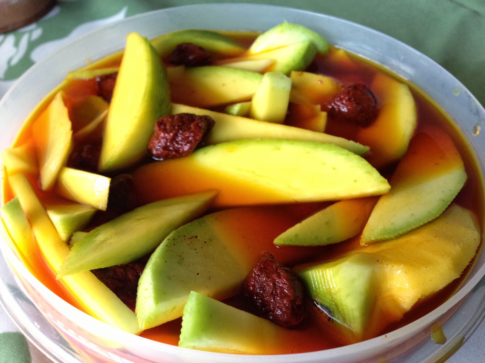 whitney-loves-to-eat-pickled-mango