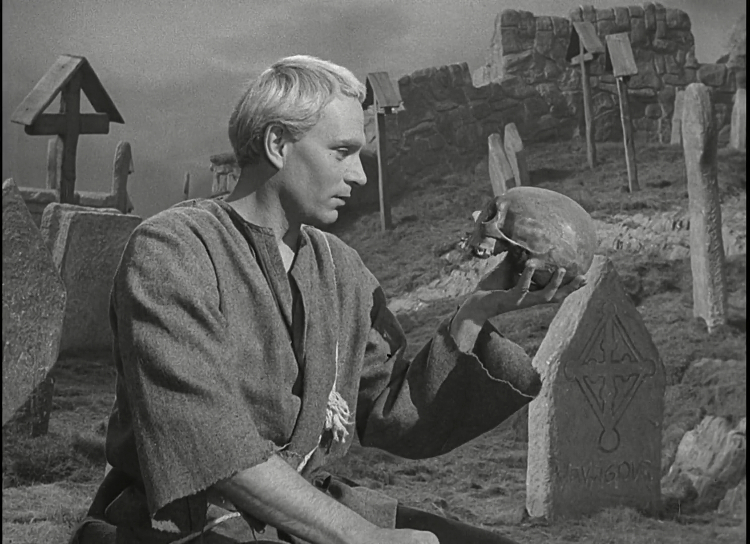 Быть или не быть это проблема. Быть или не быть это проблема. Шекспир to be or not to be. Фромм э. Монолог гамлета быть или не быть.