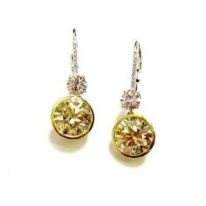 Emmy Rossum's Diamond Drop Earrings2