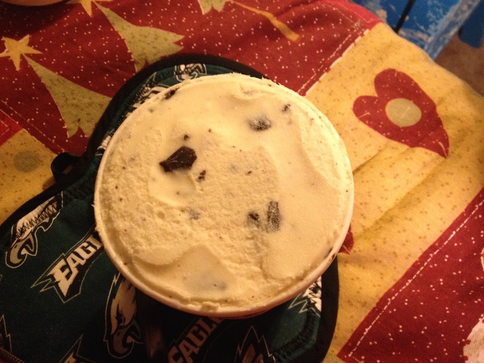 food and ice cream recipes READER REVIEW Arjun's Review of Graeter's Vanilla Chocolate Chip