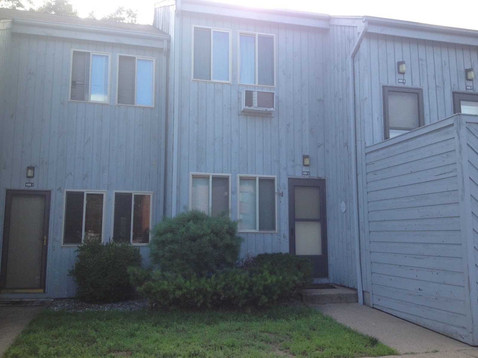 Hartford CT Real Estate CONDO FOR SALE! 426G Emmett Street, Bristol CT 06010