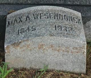 Grabstein von Max August Wesendonck