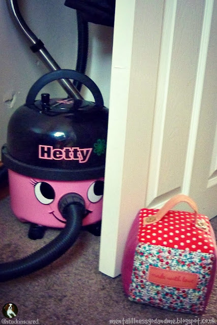 And there behind the box room door is ‘Hetty Hoover’ –  Aw she’s so cute, sat there all pink and smiley batting her painted on eyelashes at me…. Who could resist her?! 