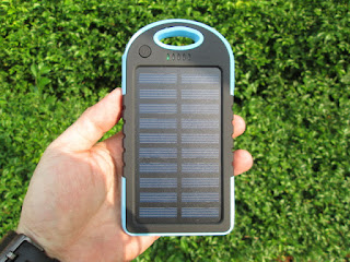 powerbank solar cell (powerbank tenaga surya)