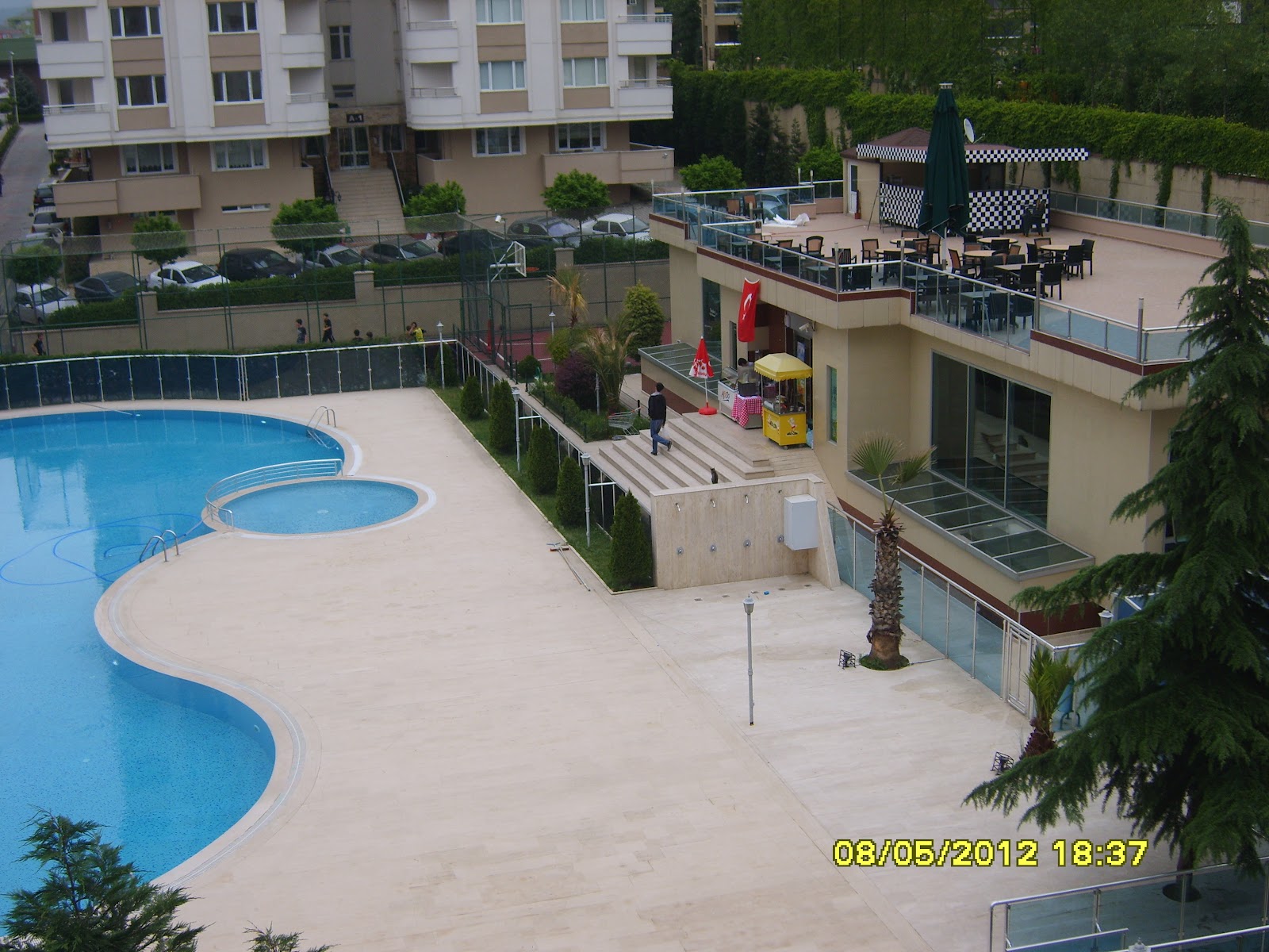 DERE TEPE GEZİYORUM: İST. PARADİSE CİTY ÇEKMEKÖY EVLERİ