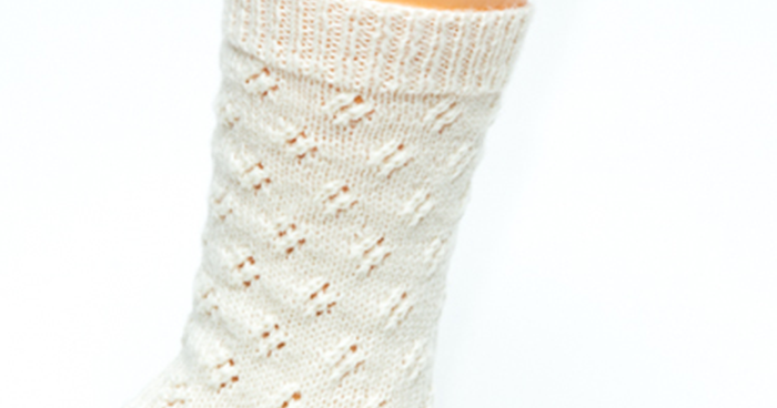byhandbyjean: Eyelet Lace socks Pattern