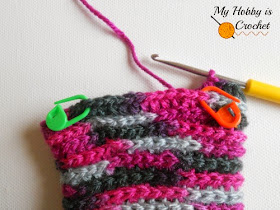 Bella Bricks Fingerless Mitts - Free Crochet Pattern 