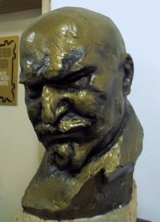 η προτομή του Никола Незлобински στο Μουσείο Φυσικής Ιστορίας της Στρούγγας