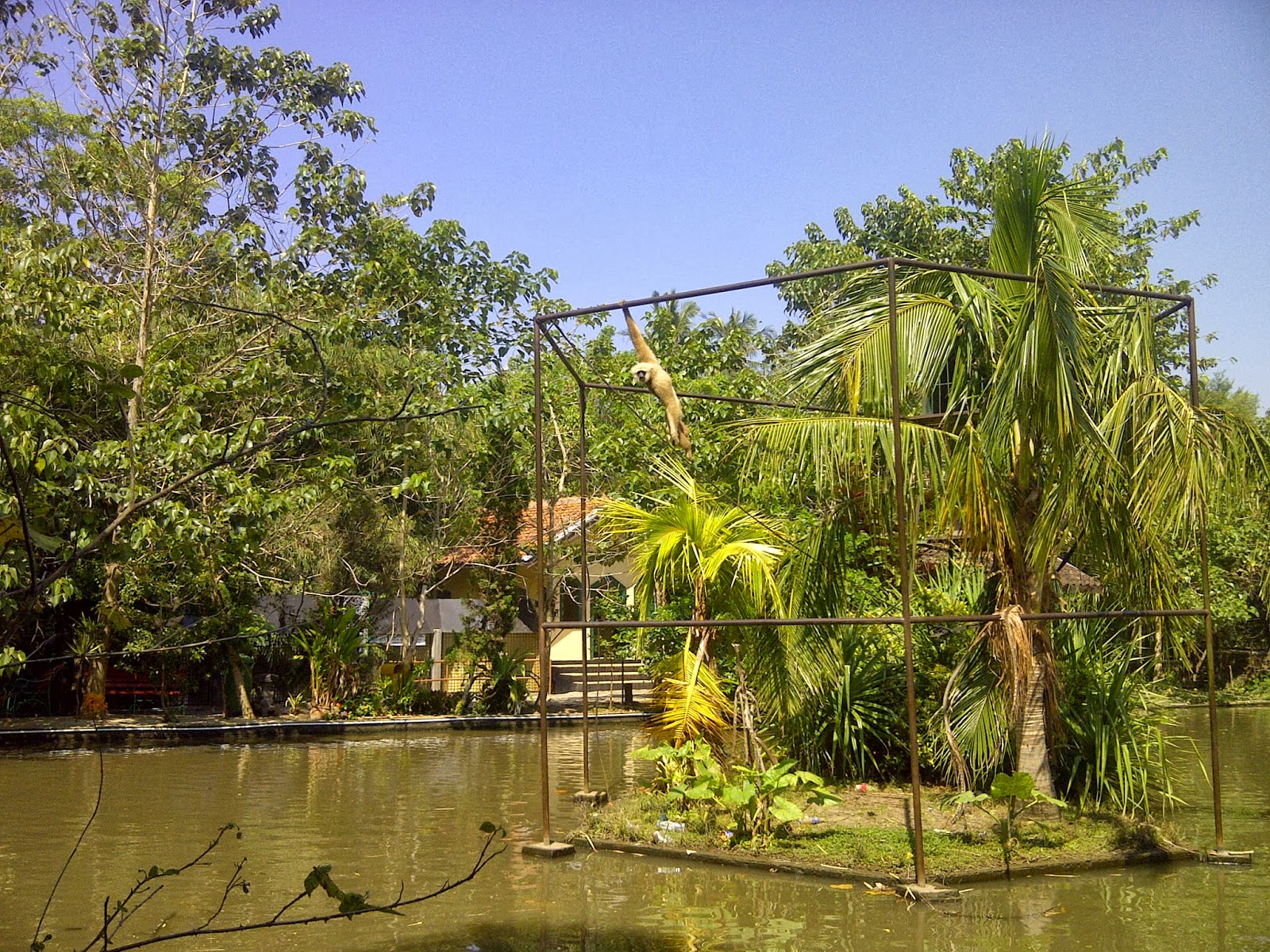 TempatTempat Obyek Wisata Di Kabupaten Garut, Hotel, dan SaranaSarana