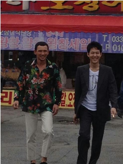 웃을 때 소년같이 웃는 이정재 .jpg | 인스티즈