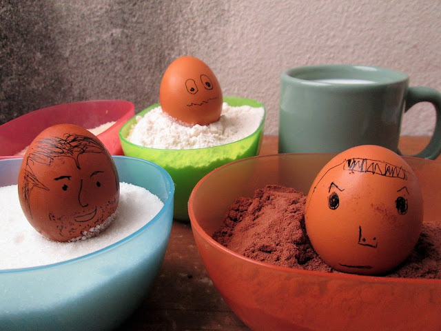 LEGOlinária - culinária com LEGO - LEGO ajuda a fazer um bolo