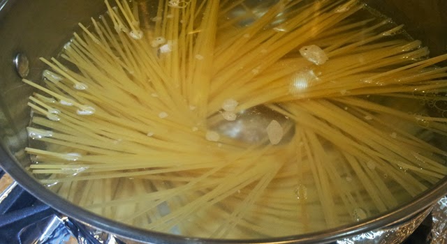 Spaguetti a los 4 quesos paso 1