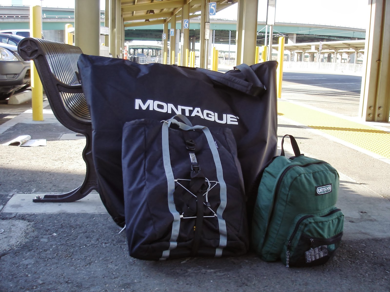 Green Goddess Glamping Montague Navigator Folding Bicycle, Burley