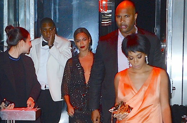 Teen Headquarters: Video: Solange Viciously Attacks Jay Z in a New York ...