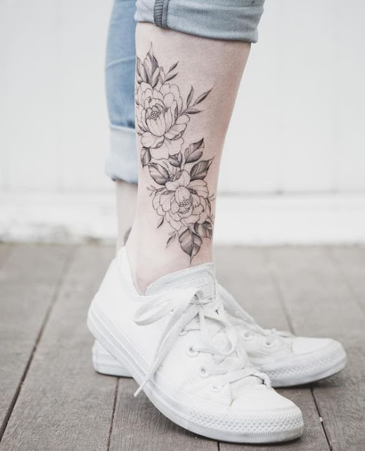 Tatuagens femininas de flores Tatuagens femininas de flores