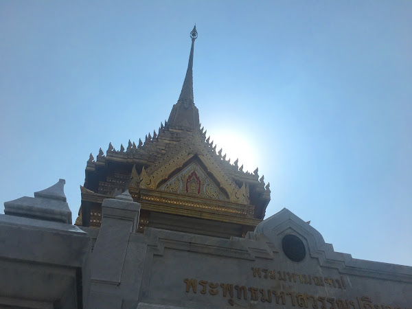 BUDDHAS EVERYWHERE IN BANGKOK | BEDJO TRAVELS