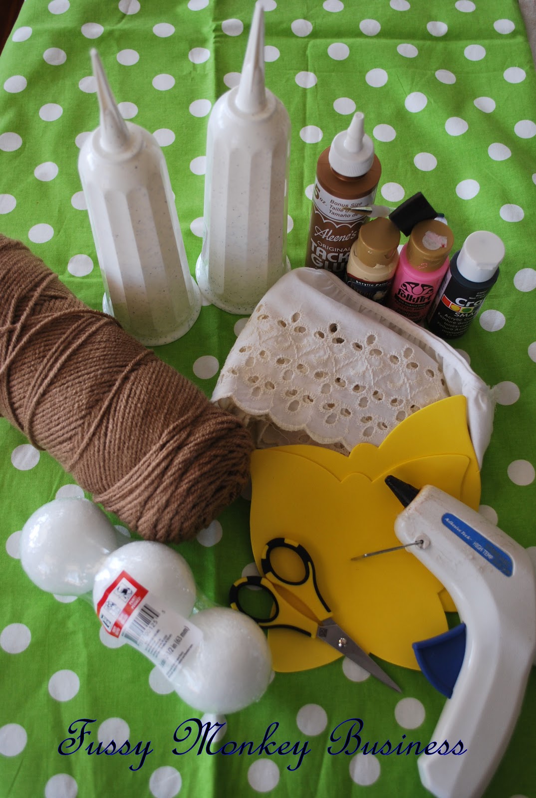 Fussy Monkey Business D.S.C.C.W.Angel Tree Topper