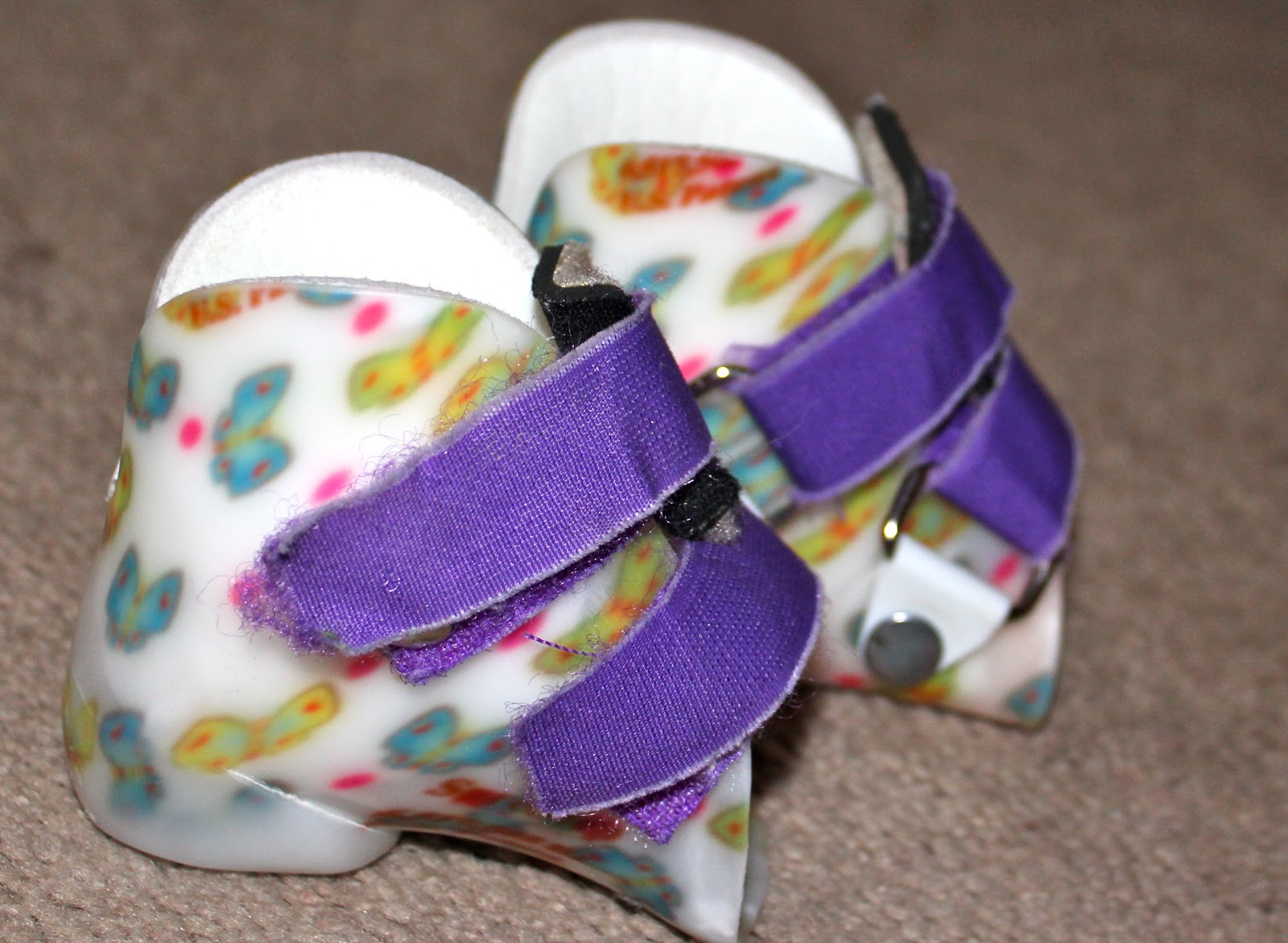 Lily Pad's Place derotation straps