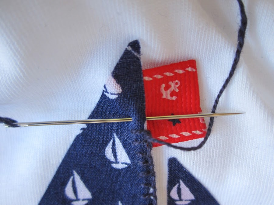 mis nancys, mis peques y yo, tutorial aplique camiseta festón banderín