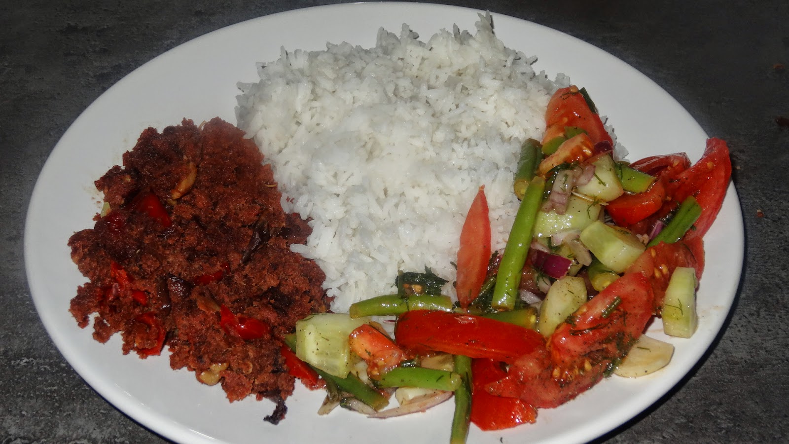 Kinderdag mot waterstof Surinaams eten!: Surinaamse corned beef met rijst