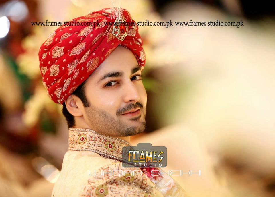 Ayeza Khan and Danish Taimoor's wedding picture