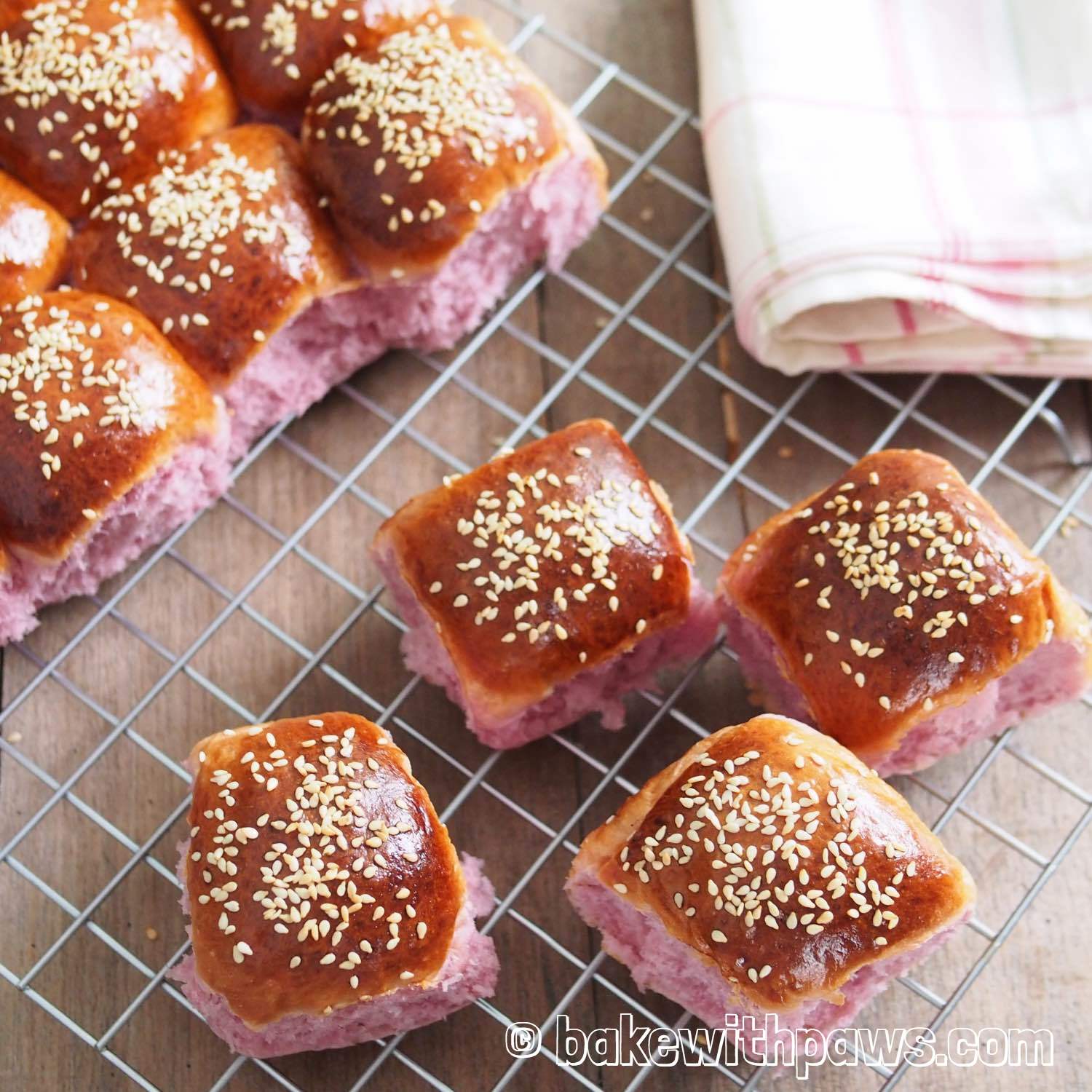 Purple Sweet Potato Buns (Old Dough Method) BAKE WITH PAWS