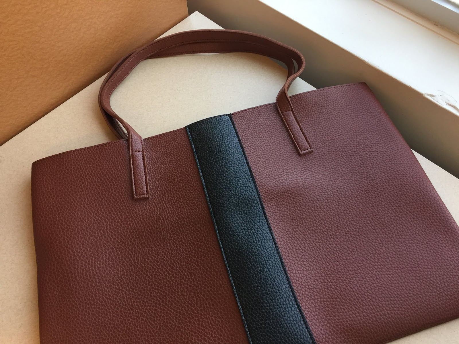 vince camuto red desert tote