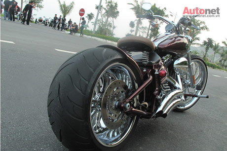Motorcycle Bike - Motobiker: HARLEY ROCKER C THE RIMS
