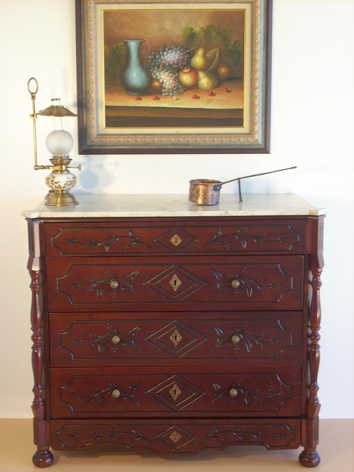 VENTA DE MUEBLES ANTIGUOS RESTAURADOS NATURMOBLE CÓMODA ISABELINA