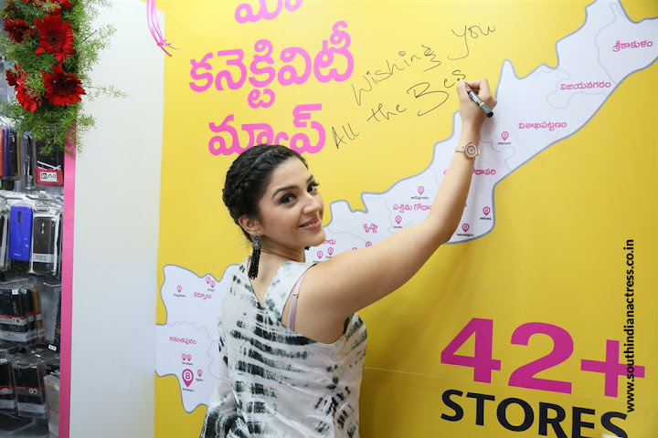 Mehreen Pirzada launches B New Mobile Store