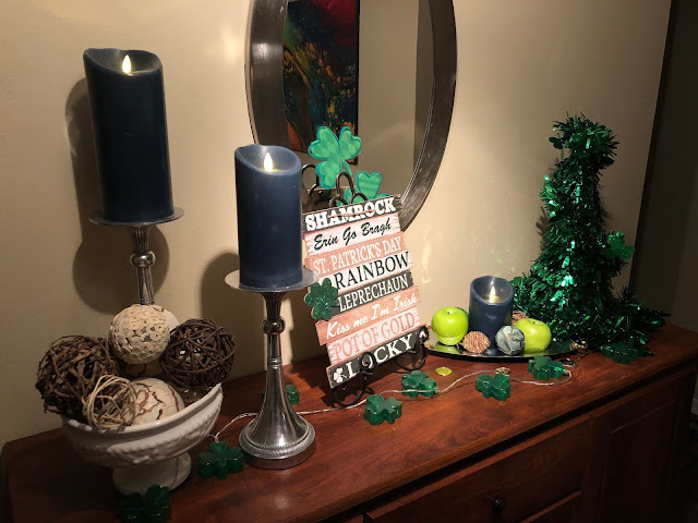 Ideas on how to decorate the interior of your home for St. Patrick's Day.