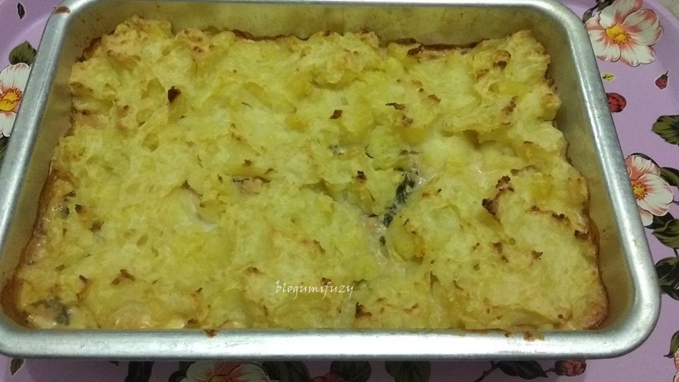 Resepi Tuna Pie With Potato Topping Yang Mudah Dan Lazat