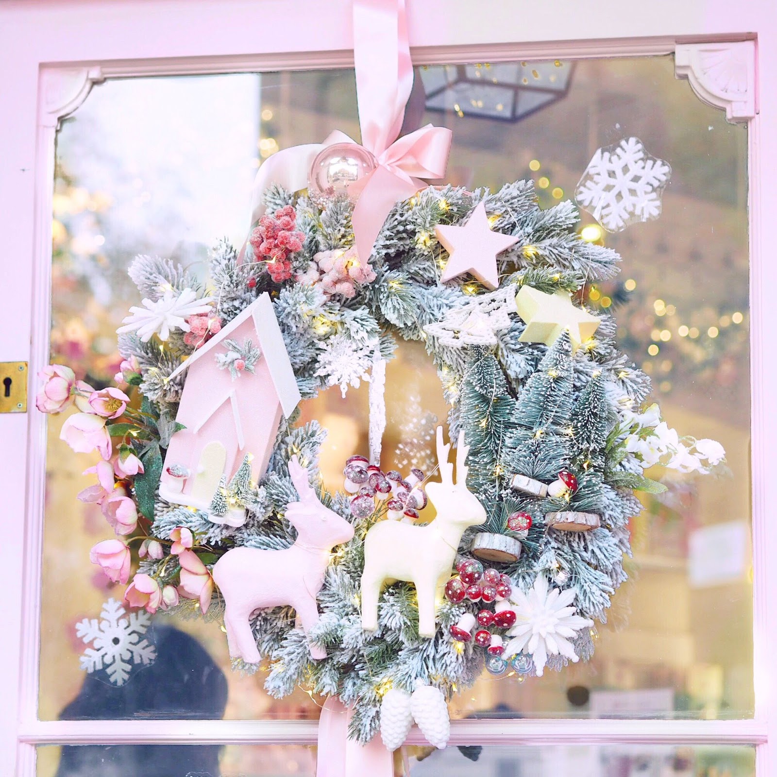 I'm Dreaming Of A Pink Christmas | Love, Catherine