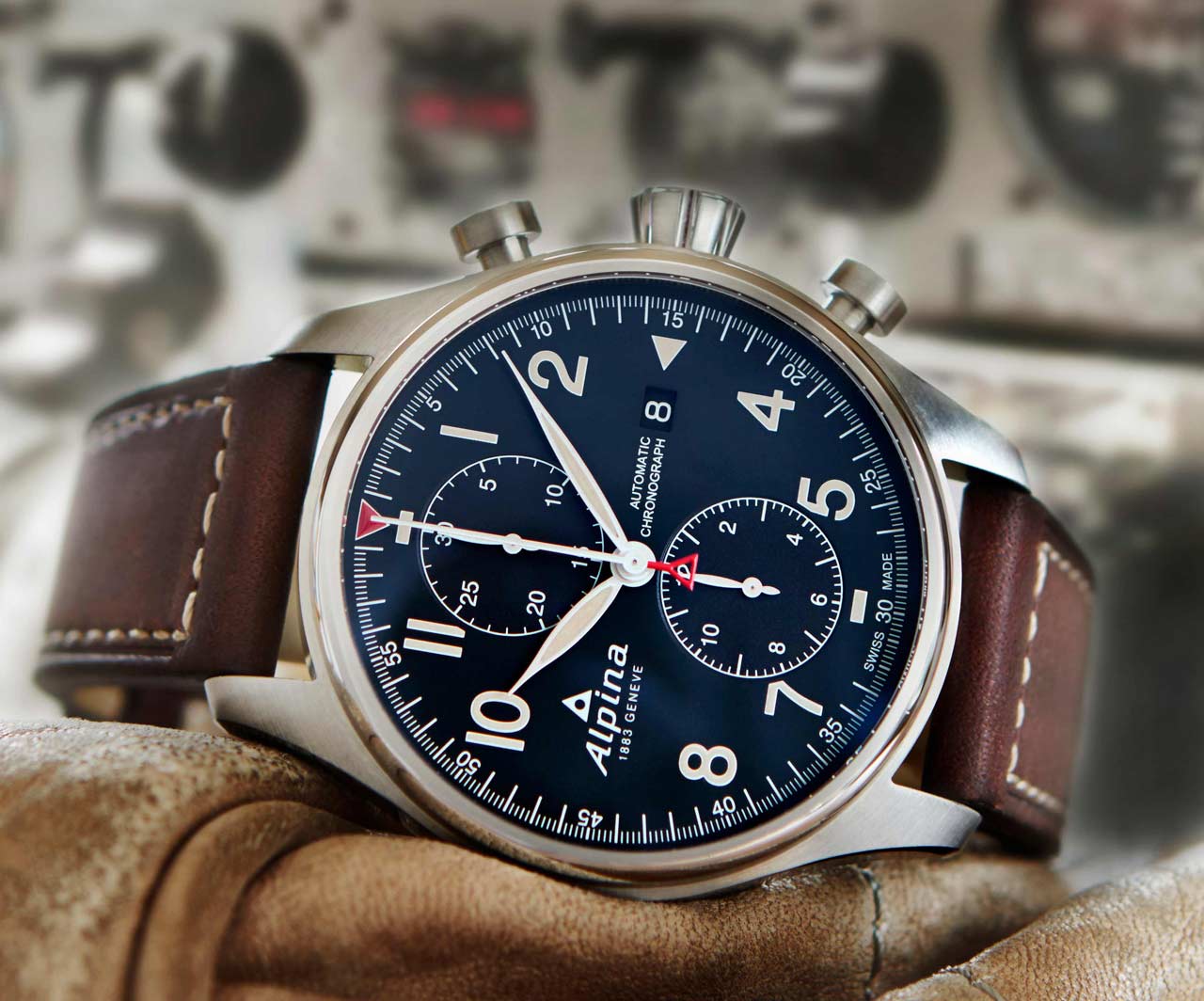 Alpina - Startimer Pilot Automatic Chronograph | Time and Watches