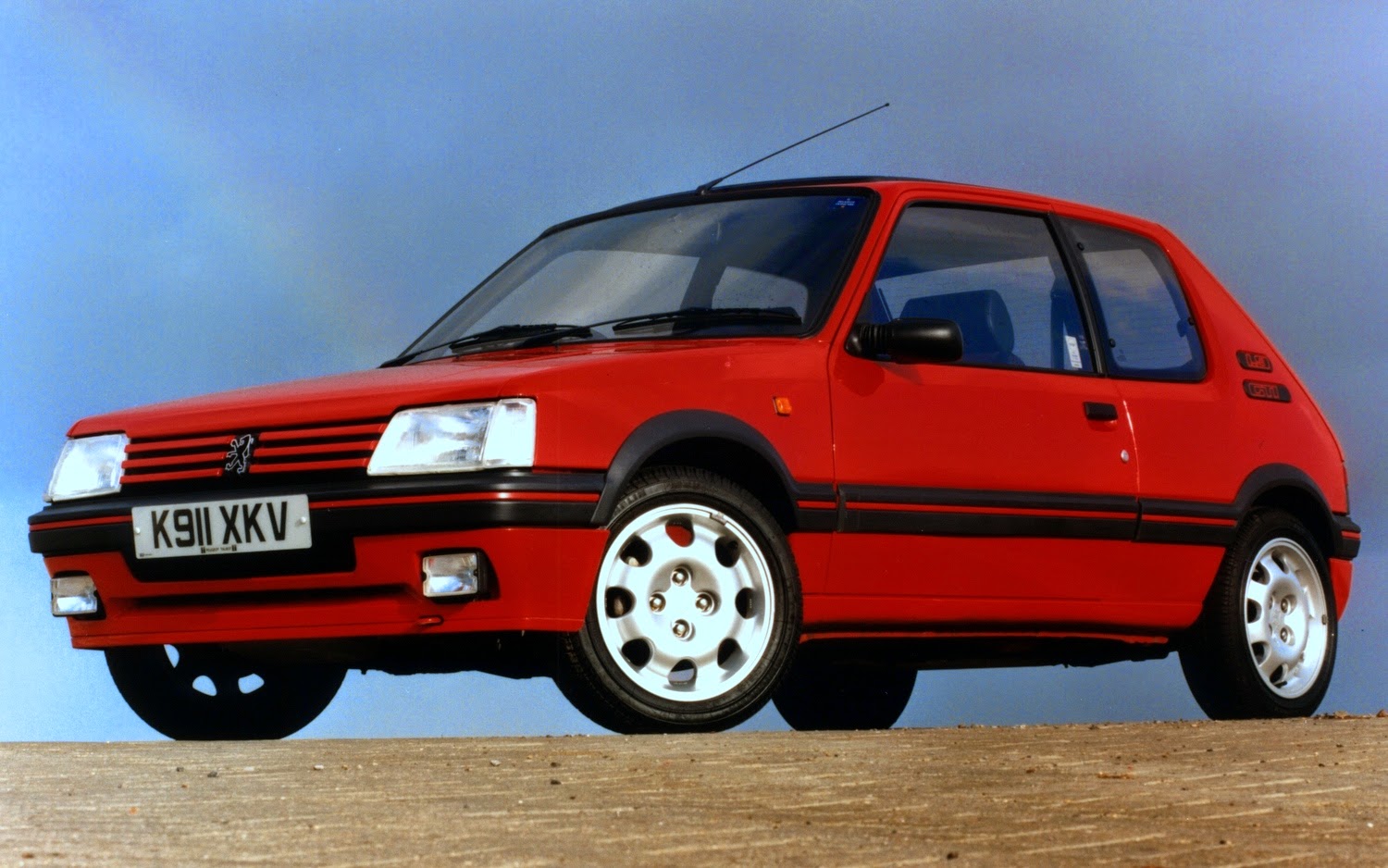 The Power Unit Livro de memórias Peugeot 205 GTI The Power Unit Livro de memórias Peugeot 205 GTI