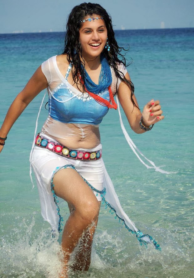 Rithi Mangal Nude Videos - Taapsee Pannu Hot Photo Gallery - First Show Review