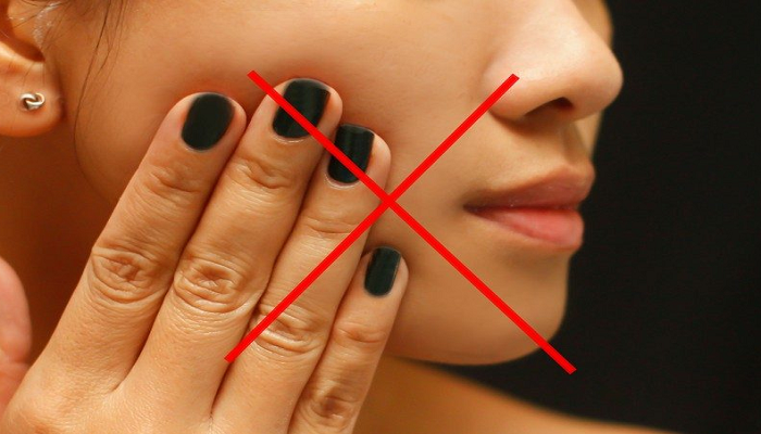 Acne On Jawline Guide For Your Skin Problem