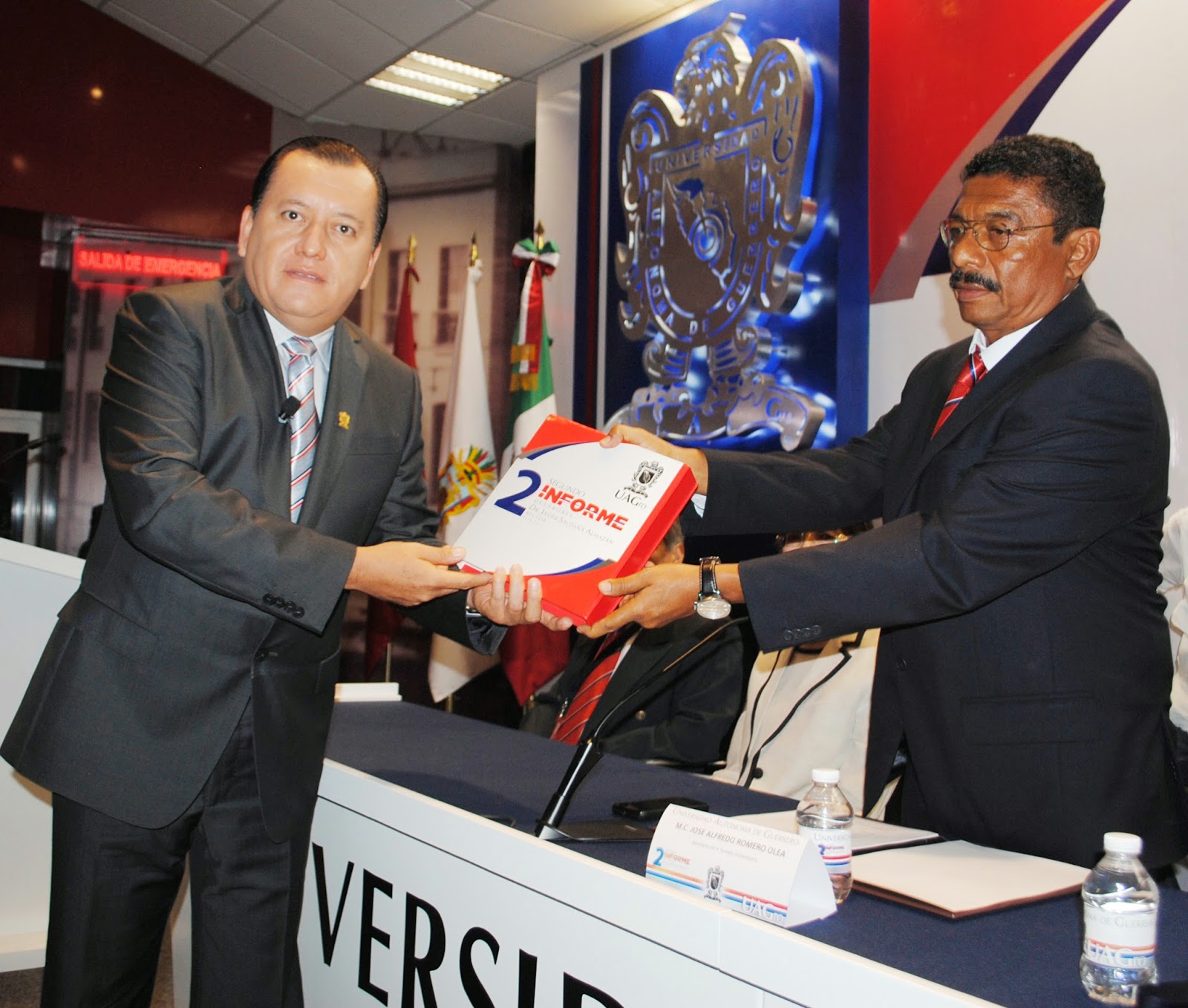 Tiempo de Guerrero: El rector de la UAGro Javier Saldaña Almazán rindió ...