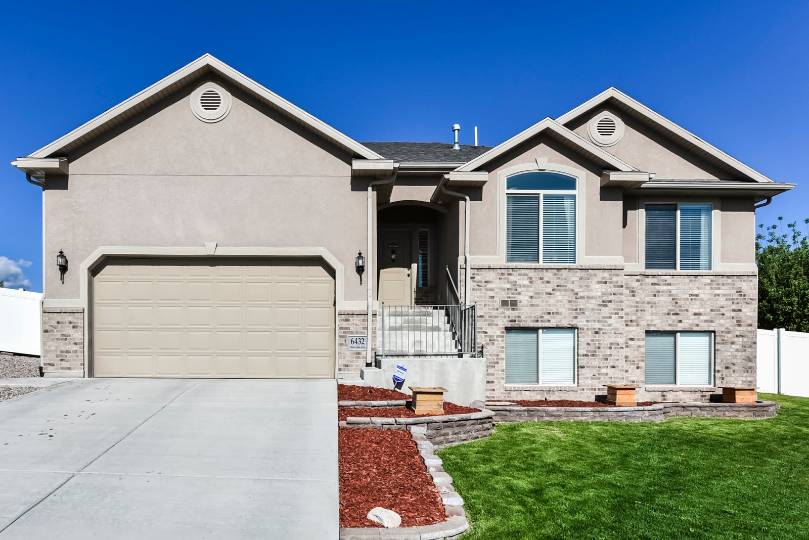 Locate Utah Homes Spacious 3 Bedroom 2 Bathroom 2 Car Garage