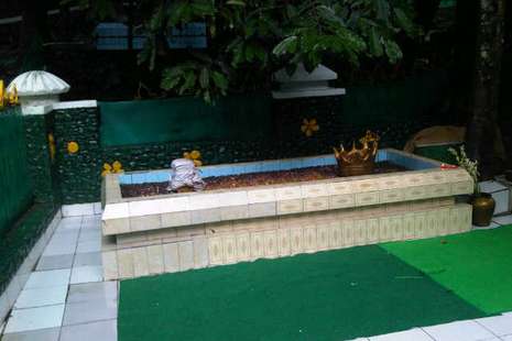 Makam Ratu Galuh