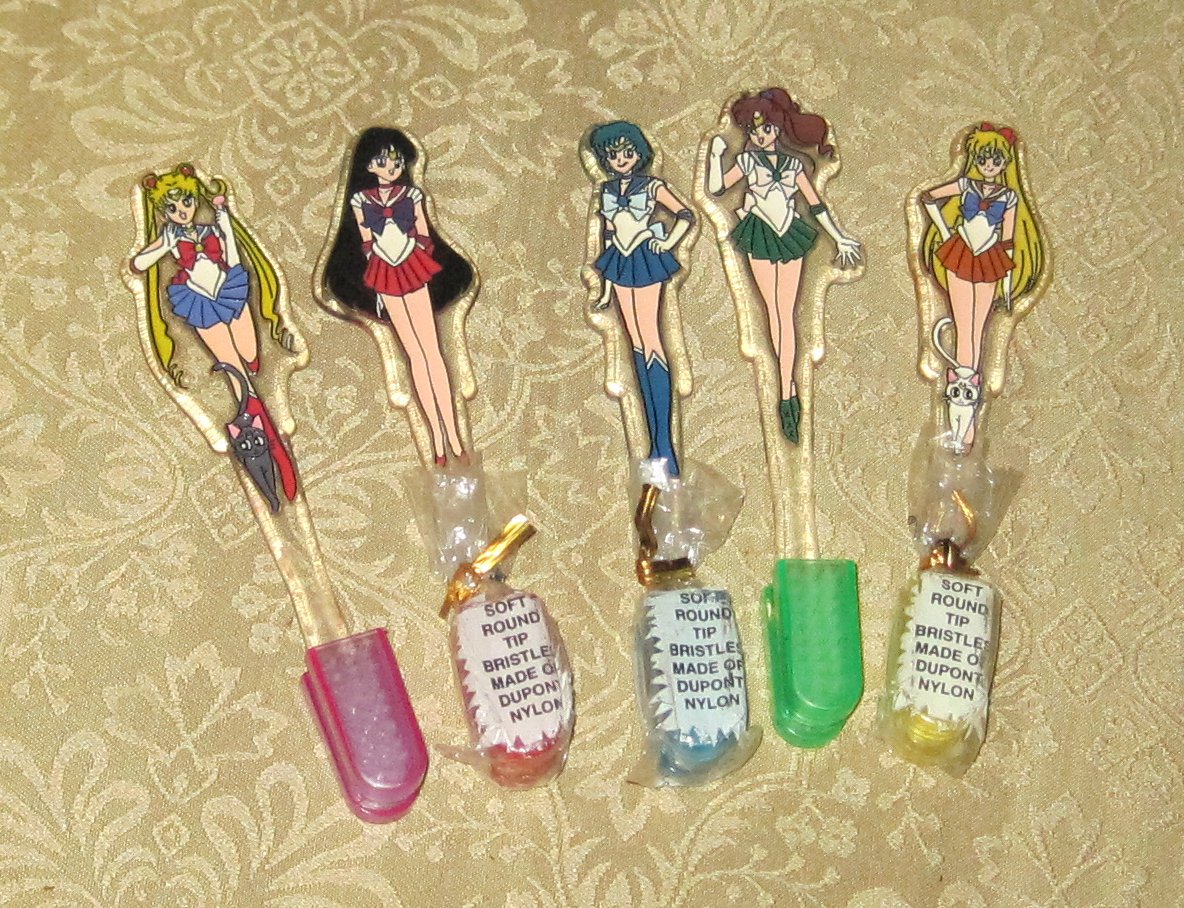 Avane Collection Oddities Sailor Moon Toothbrush Set