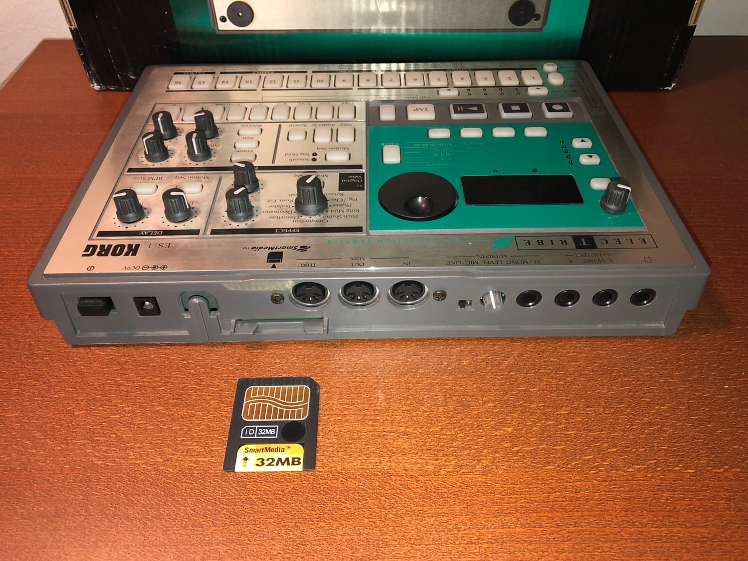 MATRIXSYNTH Electribe ES1 90's phrase sampler / groovebox w