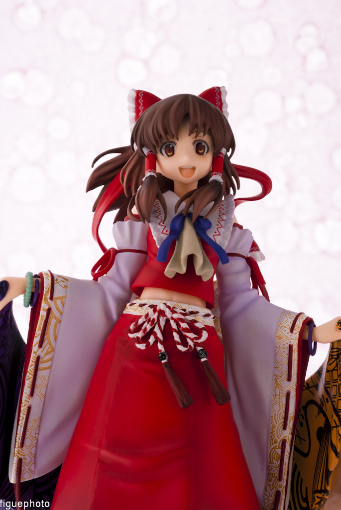 【未開封】博麗霊夢 PVC完成品フィギュア（第６回例大祭カタログ表紙絵版） 未開封】博麗霊夢 PVC完成品フィギュア（第6回例大祭カタログ表紙