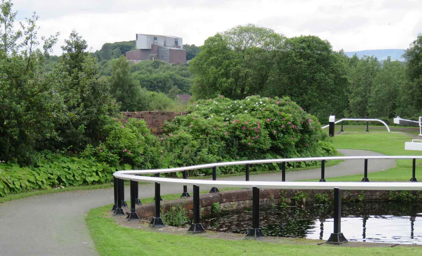 Alex and Bob`s Blue Sky Scotland Forth and Clyde Canal. Anniesland. Maryhill Basins